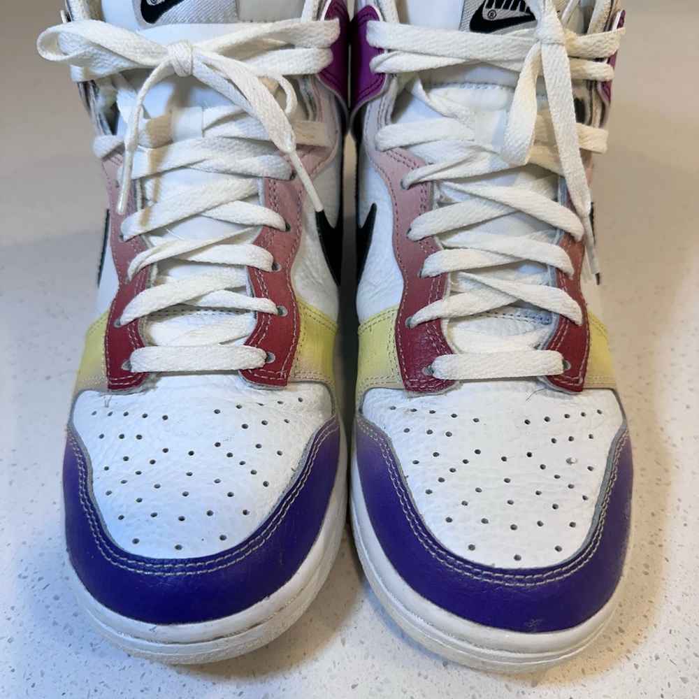 Nike Dunk High Basketball Shoe (Women) - size 7